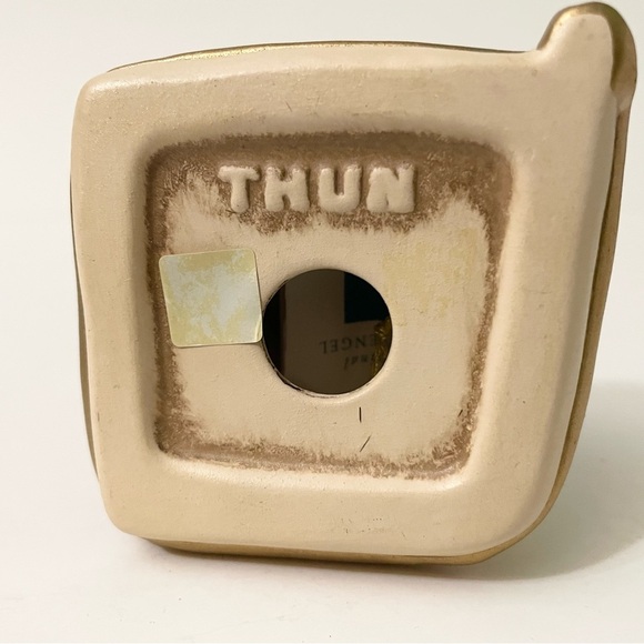 Vintage Thun Sleeping Angel with Gold Heart Ceramic Figurine Italy - Picture 7 of 11